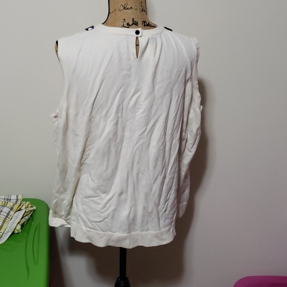 3x cream tank top with jewels on neckline - Picture 3 of 3